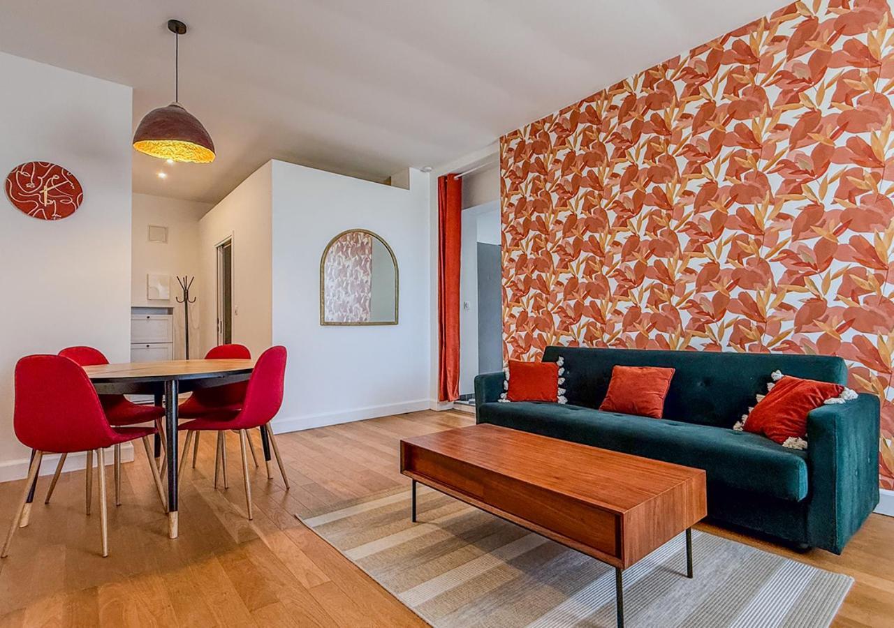 Avec Terrasse, Vue & Parking - Hyper Centre Apartment *