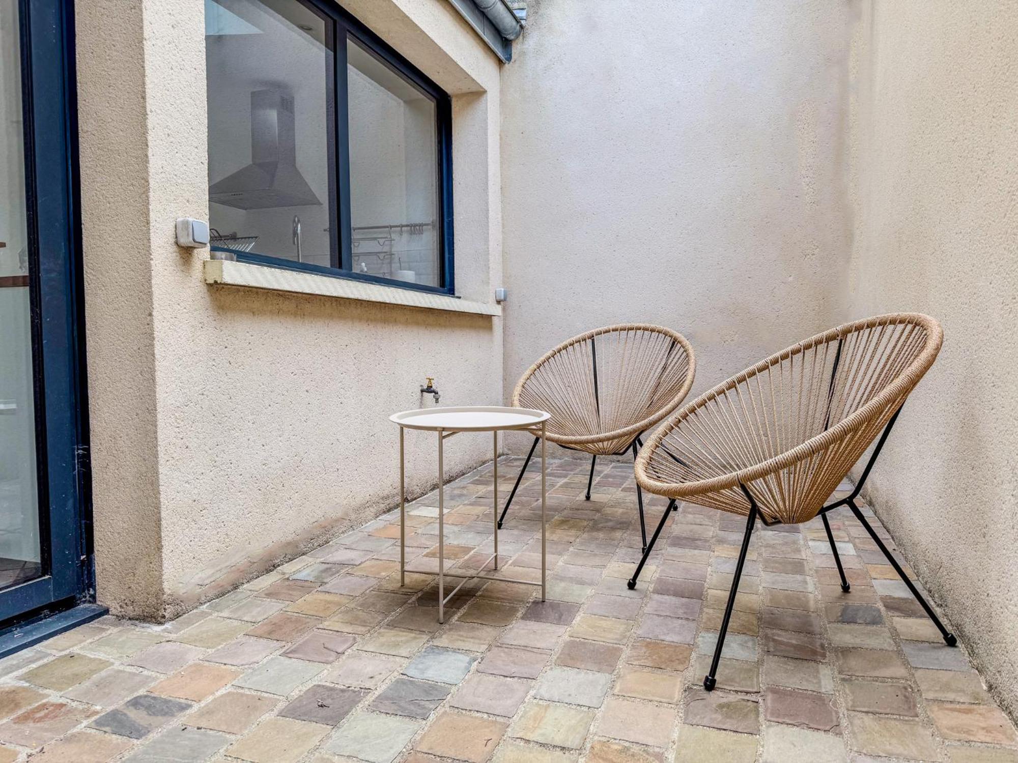 Avec Terrasse, Vue & Parking - Hyper Centre Chartres